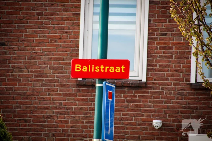 Onderzoek naar gaslucht in keuken van woning