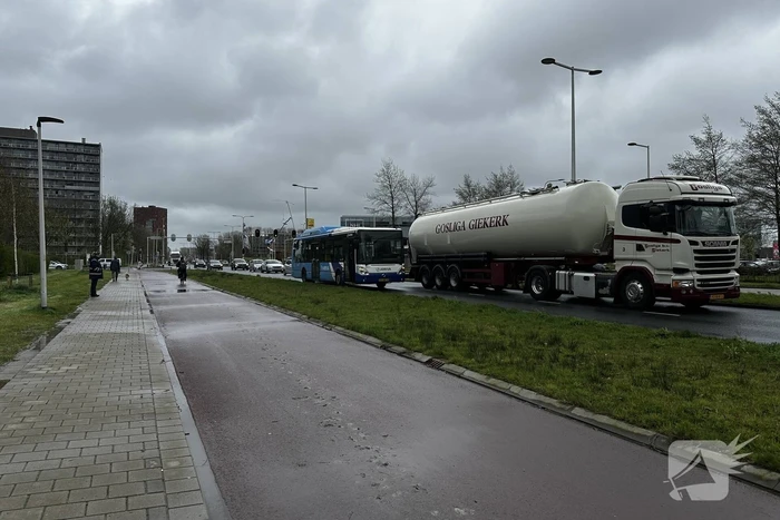 Defecte lijnbus zorgt voor verkeershinder