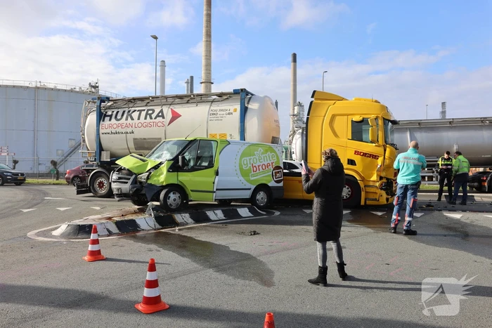 ongeval vondelingenweg hoogvliet rotterdam