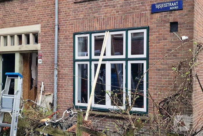 Explosie bij woning in Vogelbuurt