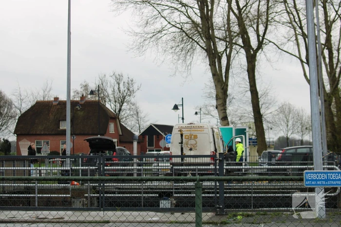 Scheepvaartverkeer in sluis gestremd door hijswerkzaamheden