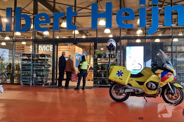 Winkeldief slaat op de vlucht en springt zeven meter naar benenden