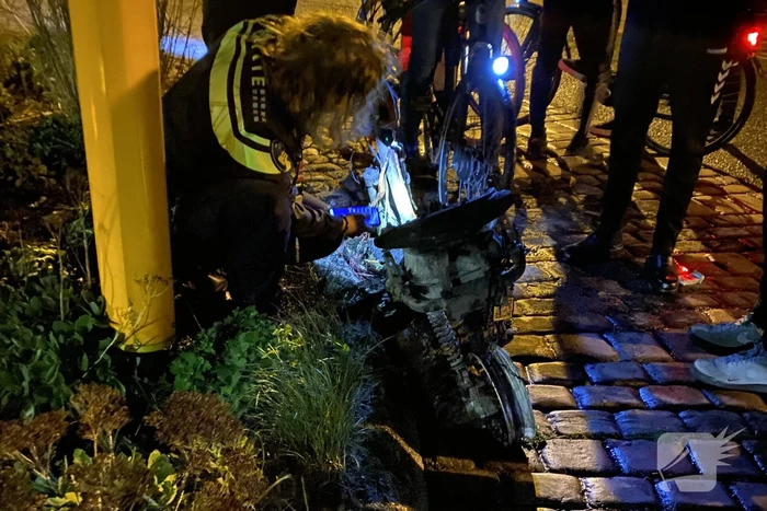 Opnieuw scooter in brand gestoken, politie start onderzoek