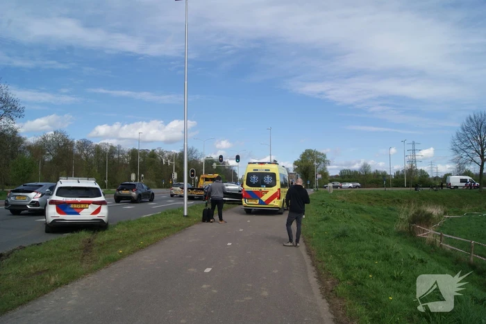 Persoon gewond bij aanrijding tussen twee voertuigen