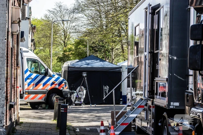 Persoon overleden bij steekpartij tweede gewond