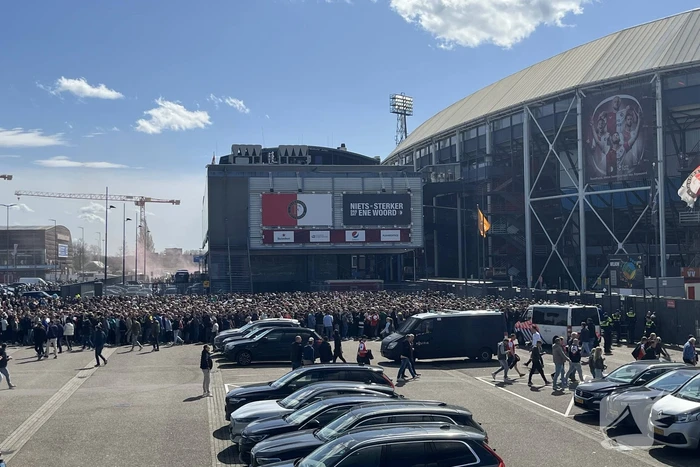 Grote drukte rondom Kuip in aanloop van klassieker