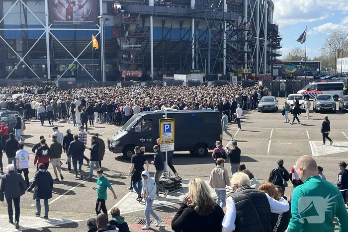 Grote drukte rondom Kuip in aanloop van klassieker