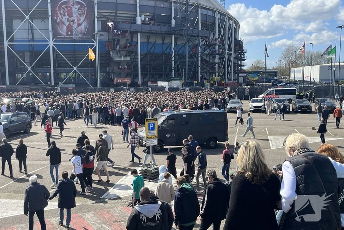 Grote drukte rondom Kuip in aanloop van klassieker