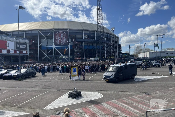 Grote drukte rondom Kuip in aanloop van klassieker