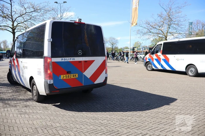 Politie massaal ingezet na onrust rondom voetbalwedstrijd