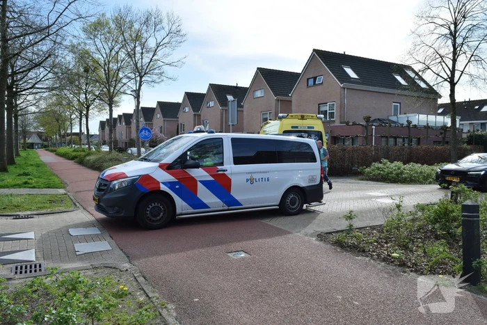 Fietser en voetganger botsen op oversteekplaats