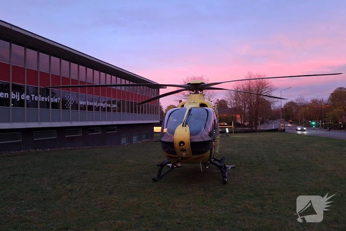 Traumahelikopter geland naast Mediapark