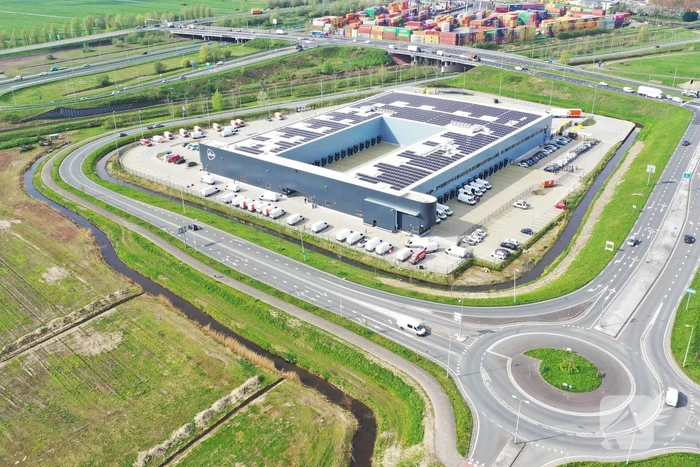 PostNL neemt XXL distributiecentrum in gebruik