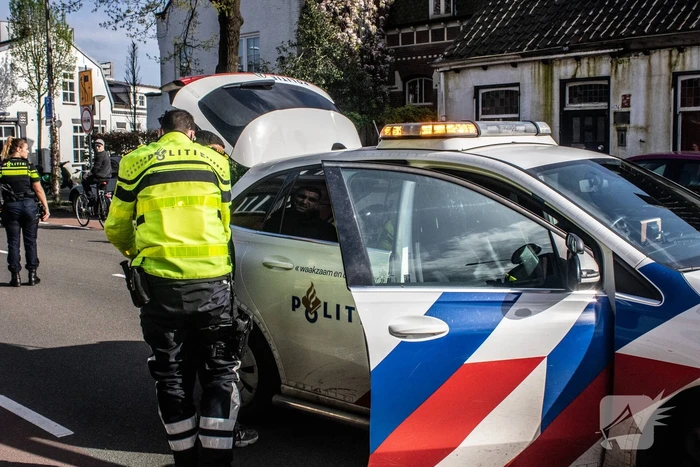 Gewonde, aanhouding en schade na kop-staartbotsing