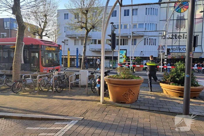 Straat afgezet wegens steekpartij