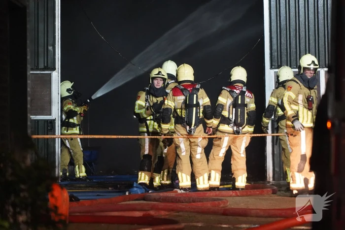 Kalveren omgekomen bij grote brand