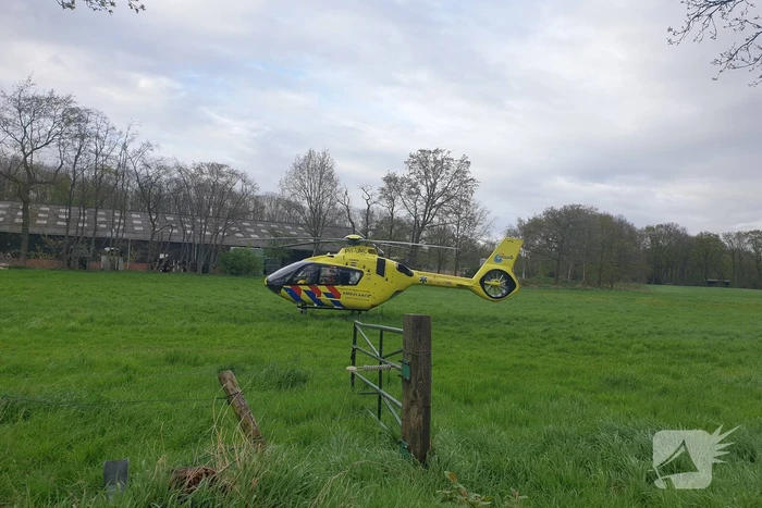 Traumahelikopter landt voor medisch incident