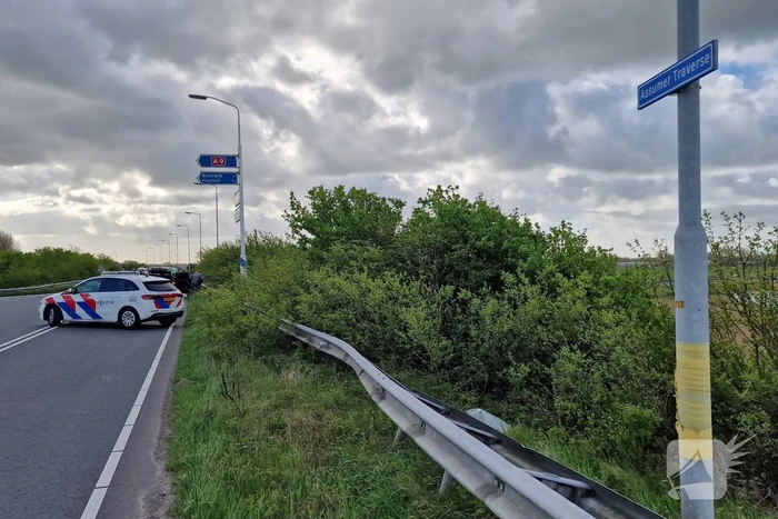 Veel schade na ongeval op afrit