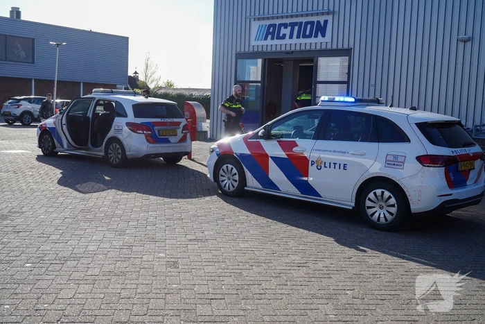 Aanhouding na melding van steekincident in winkel