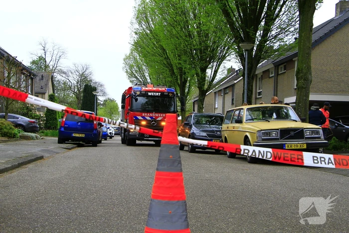 Onderzoek naar mogelijke gaslekkage in tuin