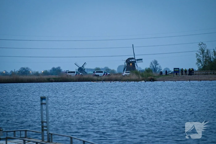 Overleden persoon aangetroffen bij strand