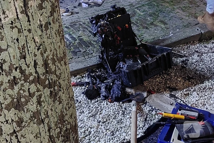 Brand in bestelbus snel onder controle