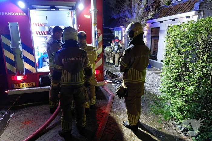 Brand in bestelbus snel onder controle