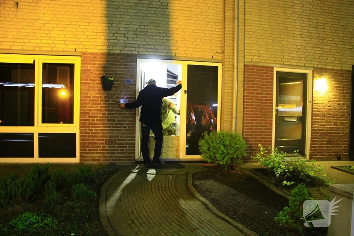 Brandweer vind na enkele uren oorzaak van gaslucht