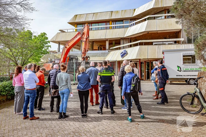 Start sloop buitenkant politiebureau