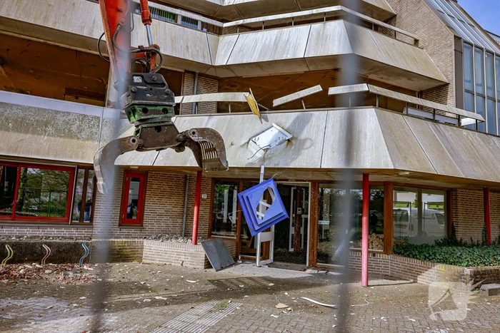 Start sloop buitenkant politiebureau