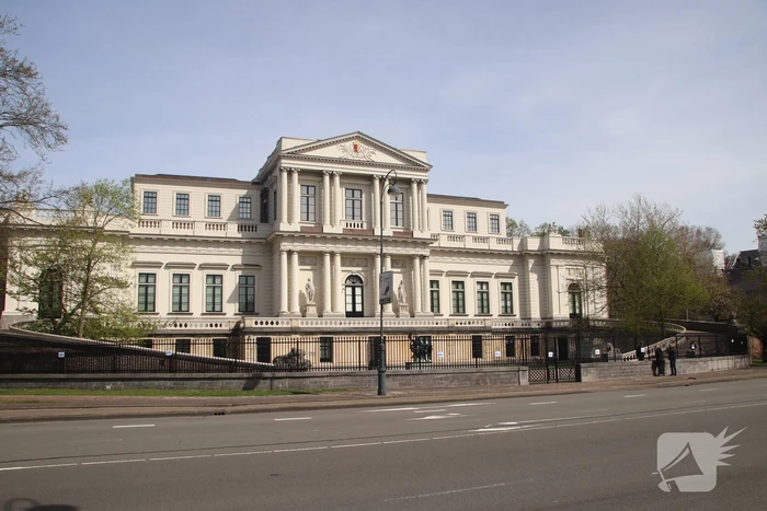 Extinction Rebellion demonstreerd bij provinciehuis