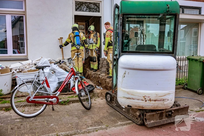 Gasleiding geraakt bij graafwerkzaamheden in woning