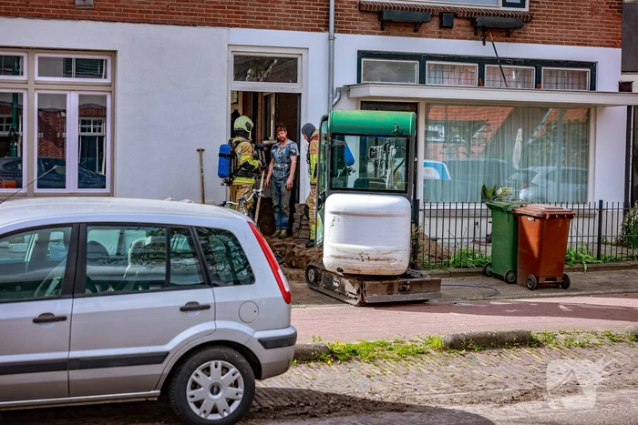 Gasleiding geraakt bij graafwerkzaamheden in woning