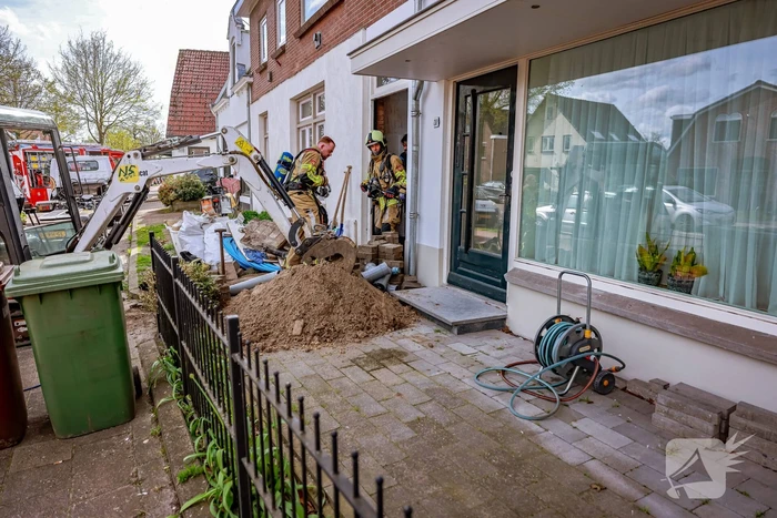 Gasleiding geraakt bij graafwerkzaamheden in woning