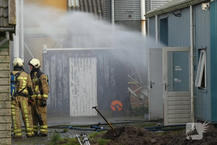 Veel rook bij brand in schuur