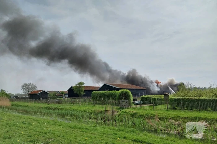 Grote uitslaande brand in restaurant