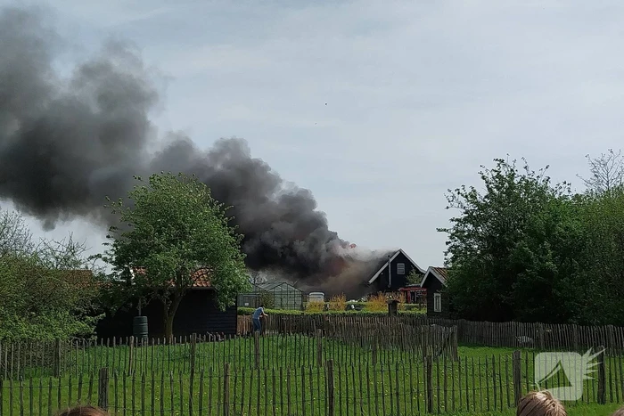 Grote uitslaande brand in restaurant