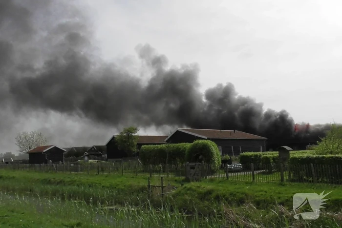 Grote uitslaande brand in restaurant