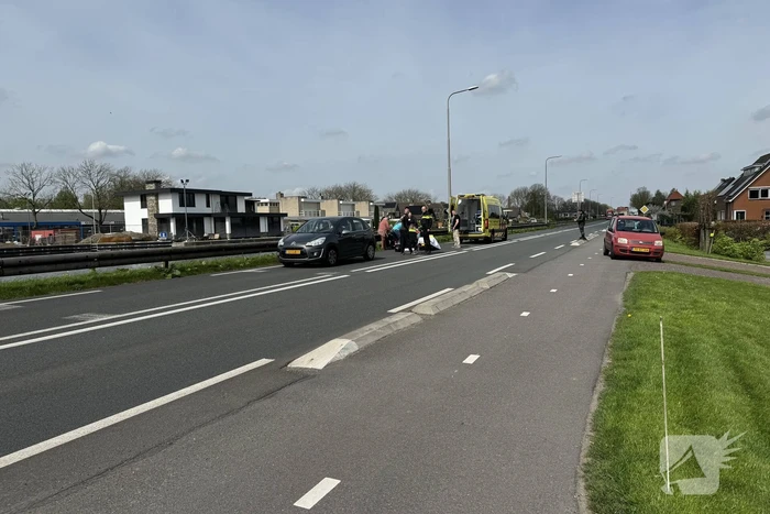 Gewonde bij ongeval tussen auto en motorscooter