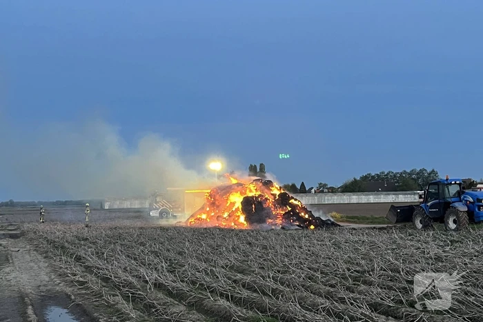 Veel rookontwikkeling bij buitenbrand