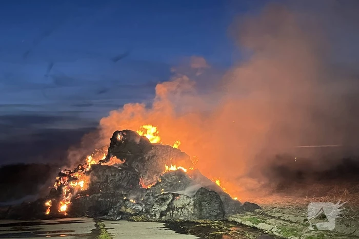 Veel rookontwikkeling bij buitenbrand