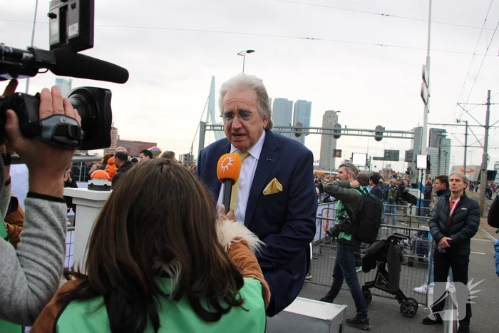 43e NN marathon Rotterdam van start met voor de laatste keer Lee Towers