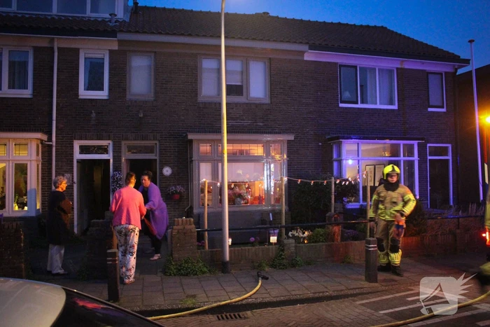 Brandweer aanwezig door rook uit de oven