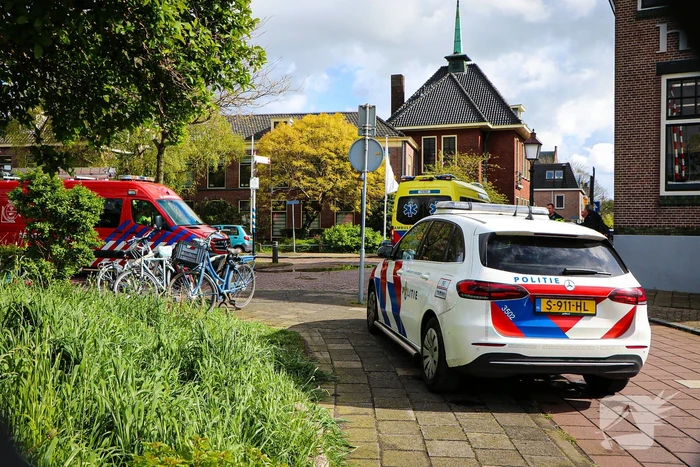 Omstanders alarmeren brandweer na hulproep uit water