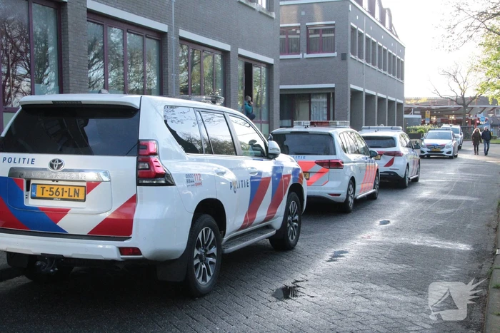 Persoon ernstig gewond na val van trap