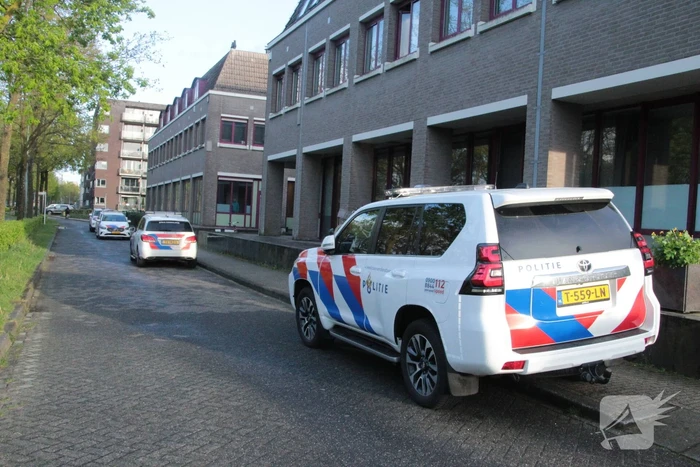 Persoon ernstig gewond na val van trap