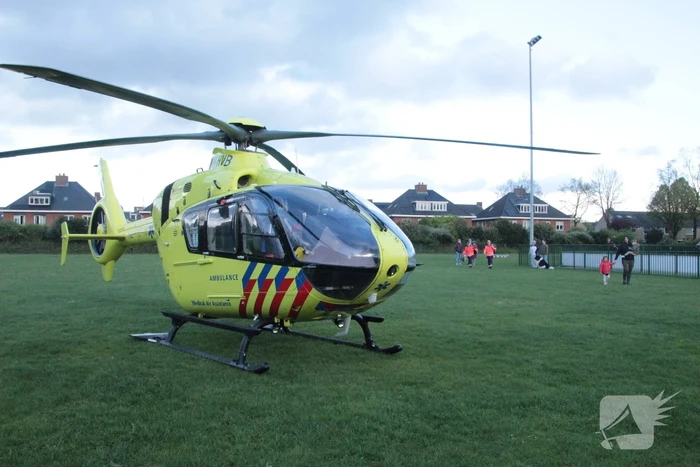 Persoon ernstig gewond na val van trap
