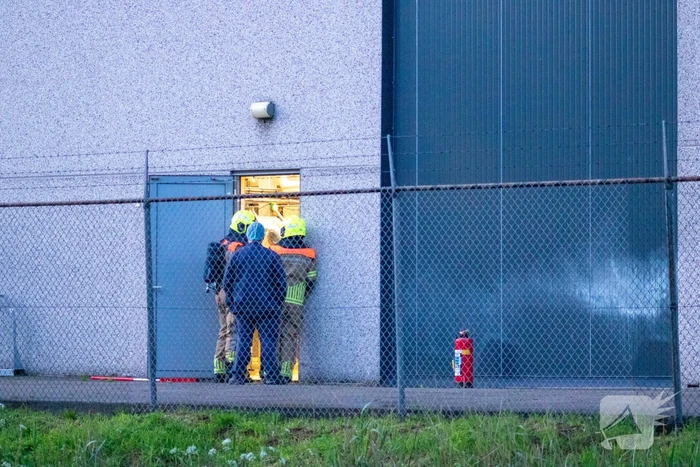 Brand in oven van bedrijf
