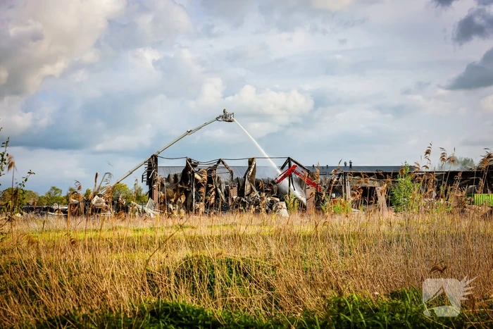 24 bedrijven getroffen door enorme brand