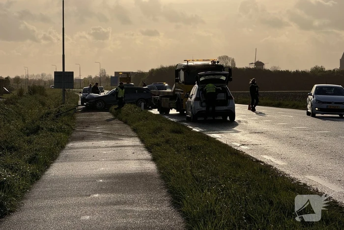 Auto zwaar beschadigd bij eenzijdig ongeval